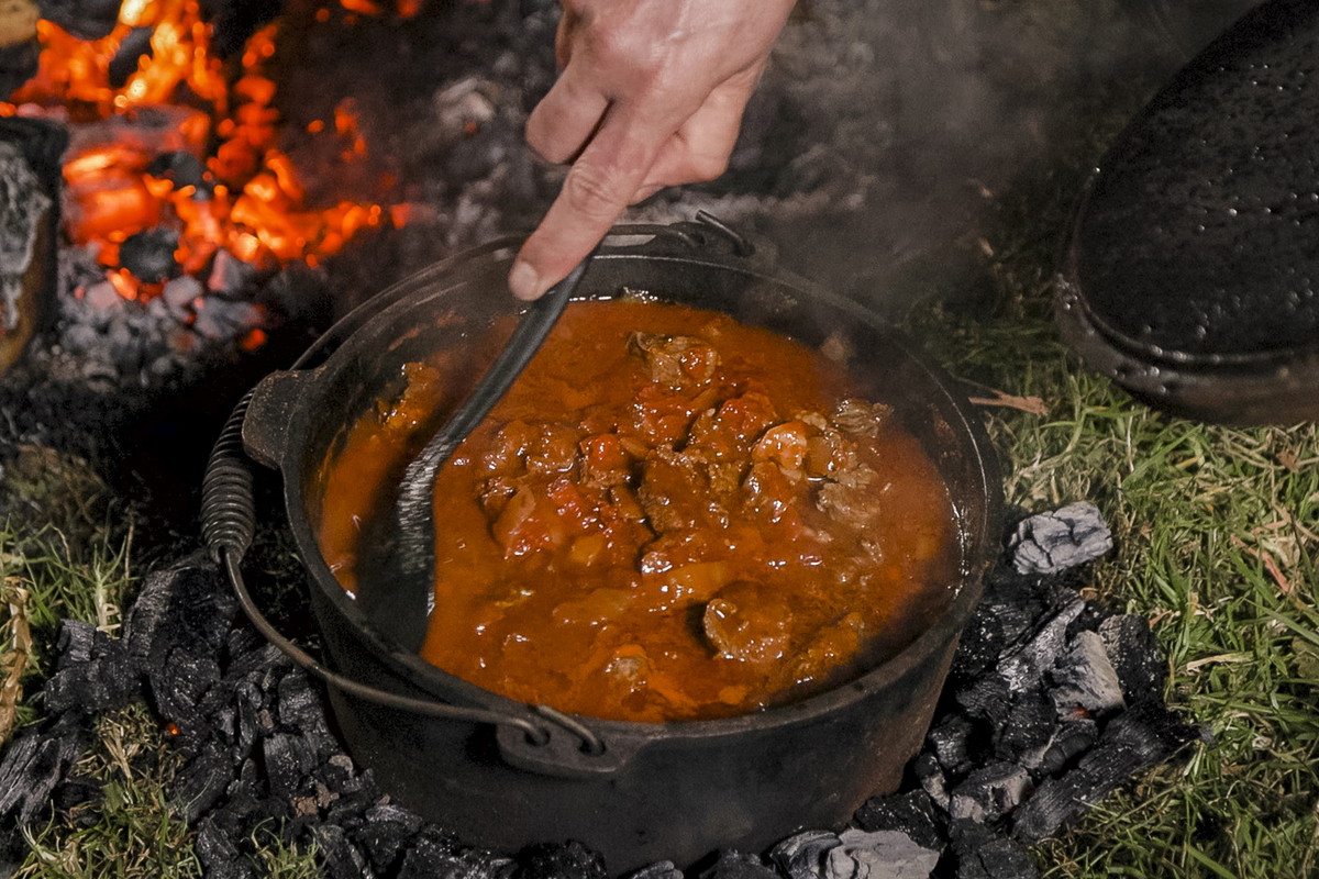 Iranian Goat Curry With Flat Bread